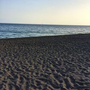 BLACK SAND