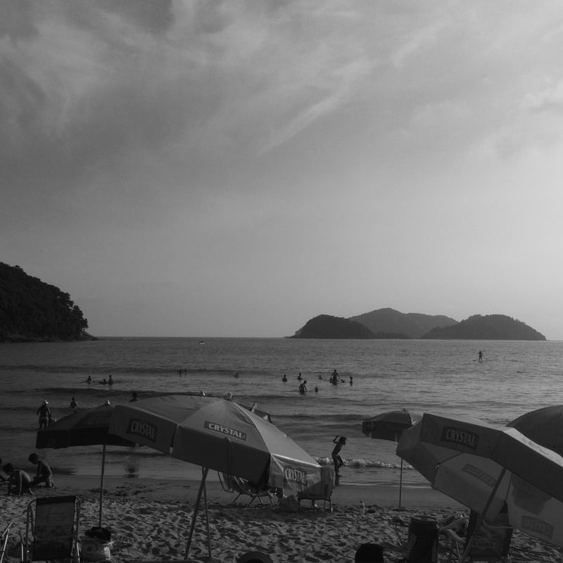PRAIA B