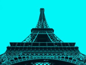 PARIS BLUE
