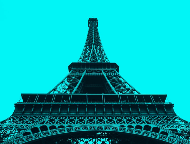 PARIS BLUE