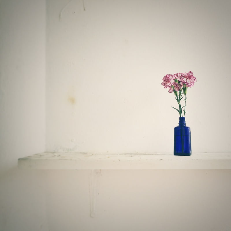 VASO FLORAL NUDE