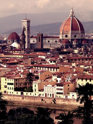 POSSO VER FIRENZE DA PRAÇA MAIS ALTA