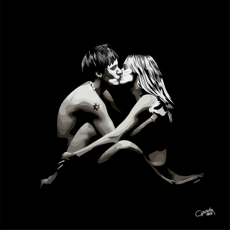 KISS COUPLE