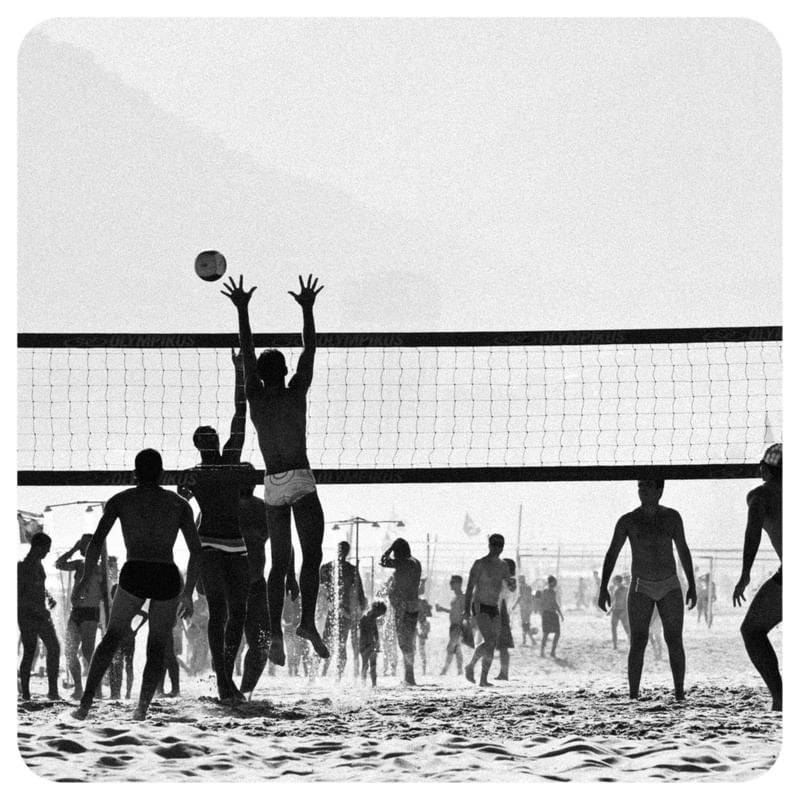 VOLEI DE PRAIA EM AÇÃO