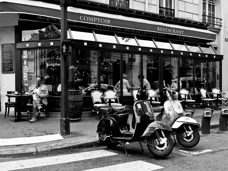 BAR CAFÉ E PARIS...