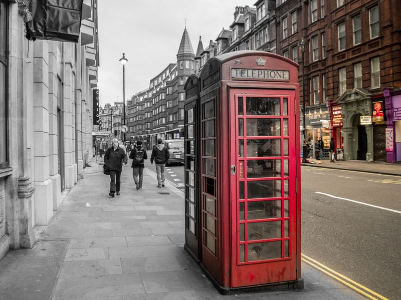 PHONE ON THE STREET