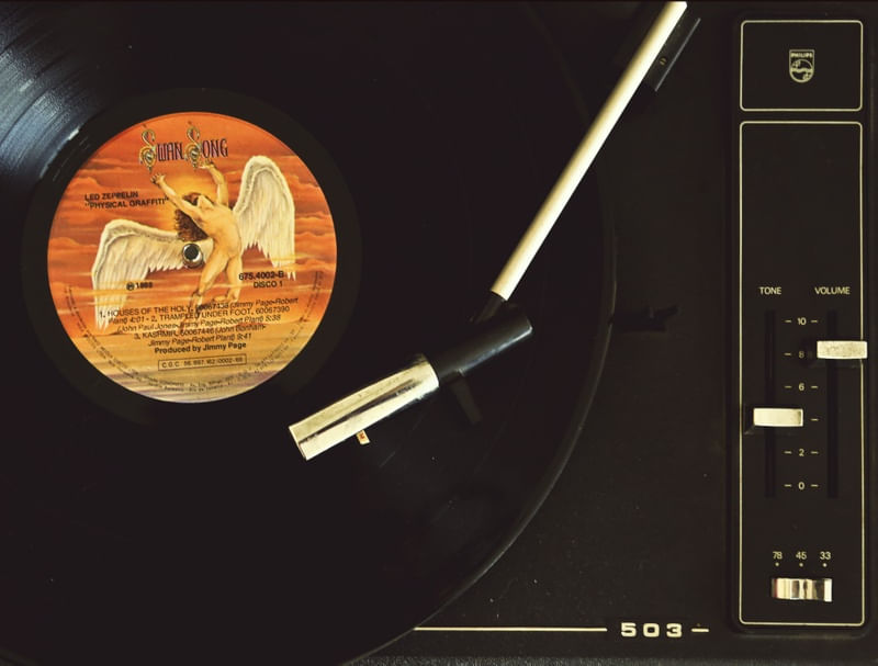 VINIL LED ZEPPELIN ROLANDO NA VITROLA