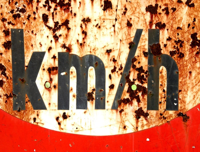 KM/H