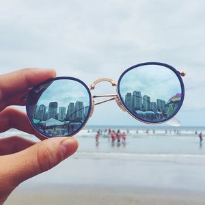URBAN SUNGLASSES