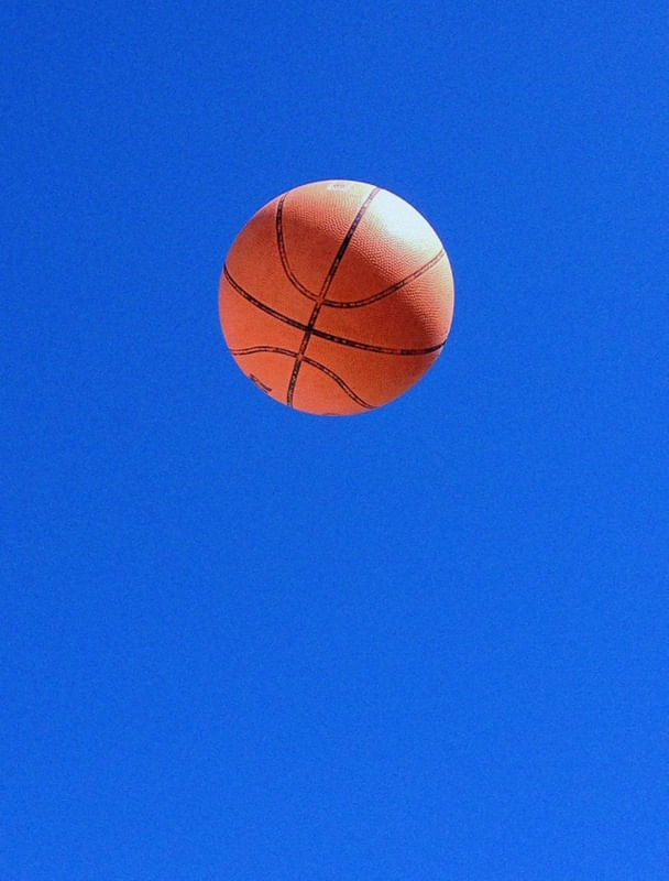 BOLA AO ALTO