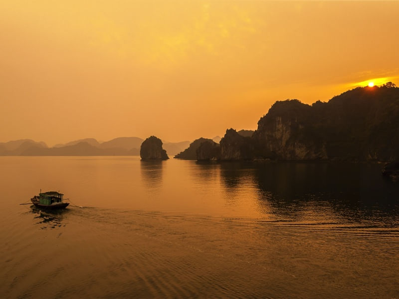BAÍA DE HALONG