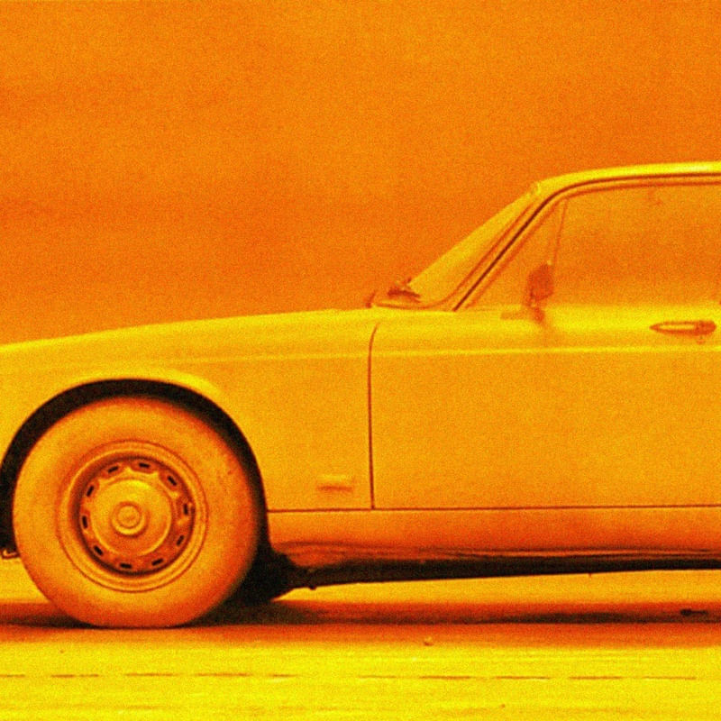 CARRO LARANJA