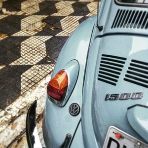 FUSCA AZUL NA CIDADE