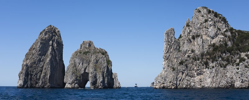 FARAGLIONI