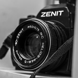RETRO CAMERA