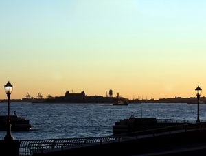 SUNSET ON THE HUDSON RIVER 01