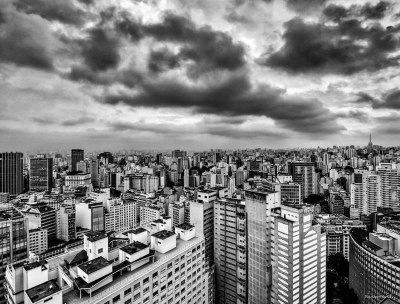 IMENSIDÃO MONOCROMÁTICA 3