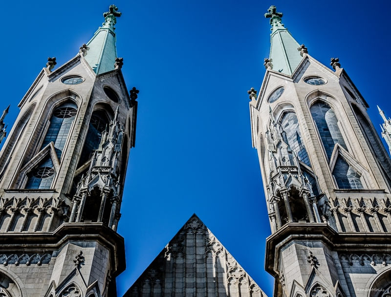 PONTIAGUDOS