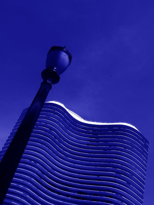 NIEMEYER BLUE