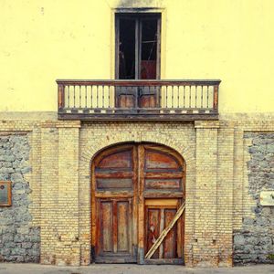 ECHA DE MADERA