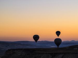 AMANHECER NO DESERTO