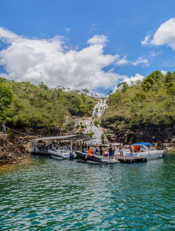BARCOS EM CAPITOLIO
