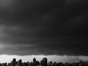 BREVE RESPIRO ANTES DA CHUVA