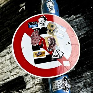 PROIBIDO ESTACIONAR STICKER