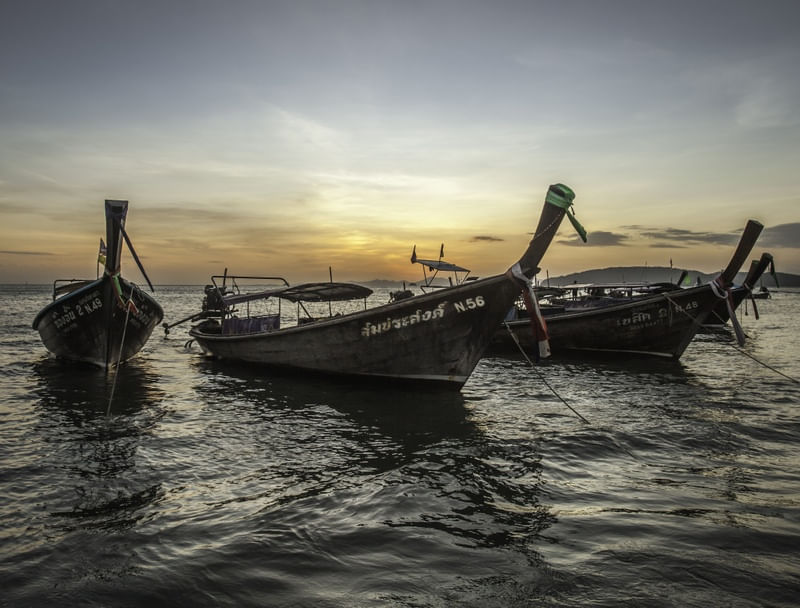 BARCOS EM PEH PEH