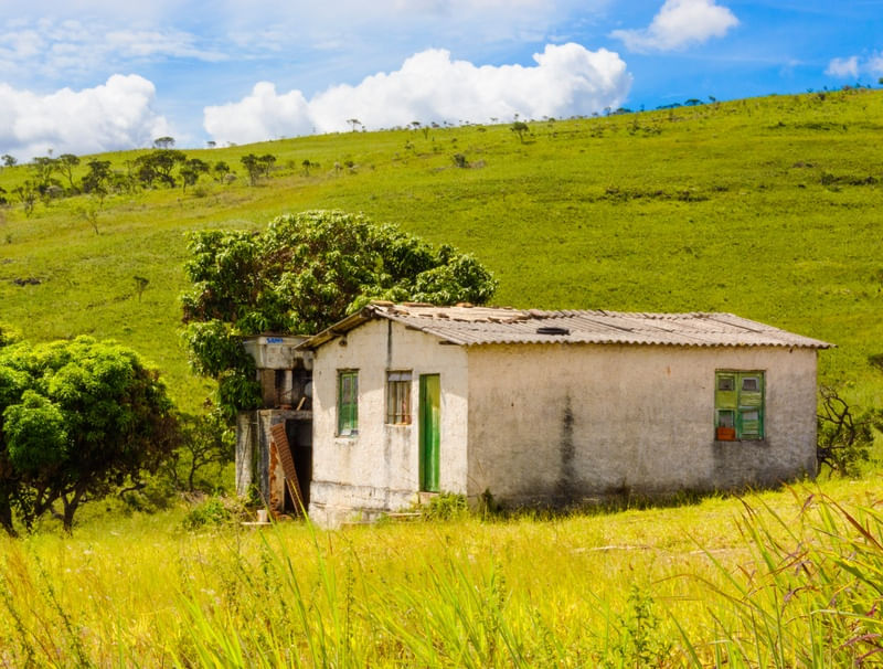 CASINHA EM CAPITÓLIO