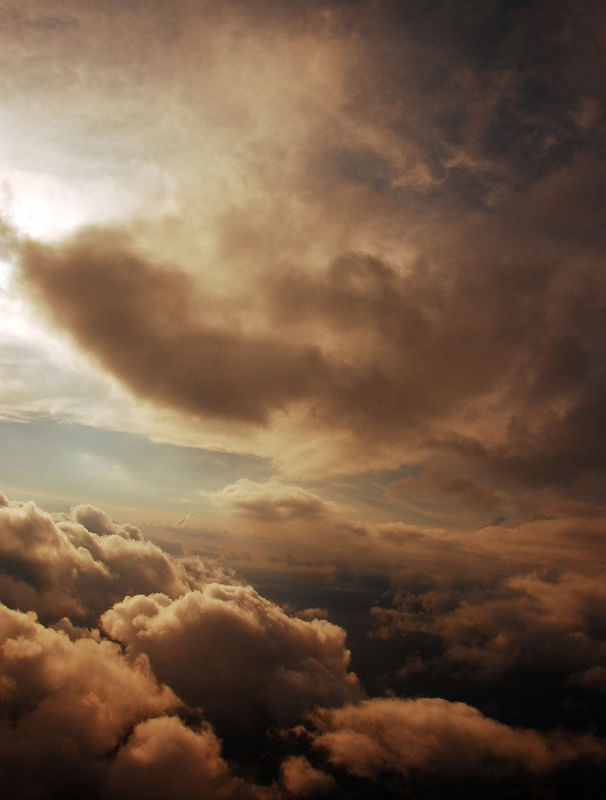 NUVENS DENSAS