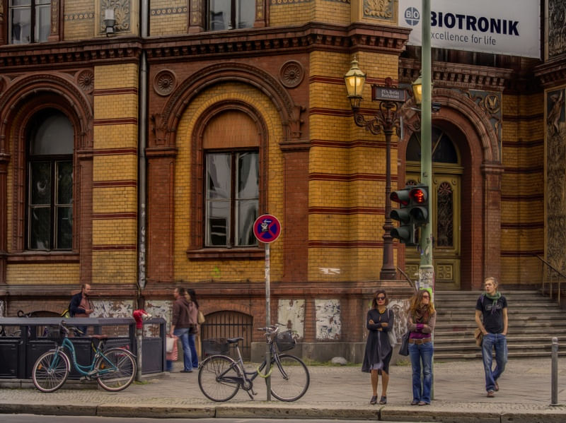 STRASSE
