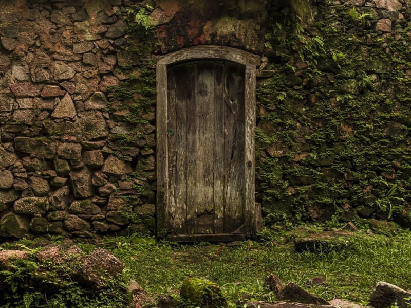 PORTA VELHA