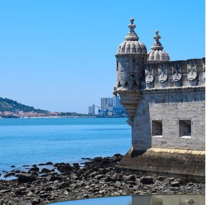 A TORRE E O TEJO
