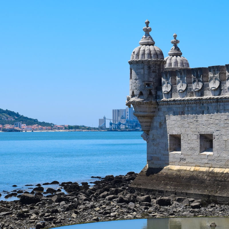 A TORRE E O TEJO