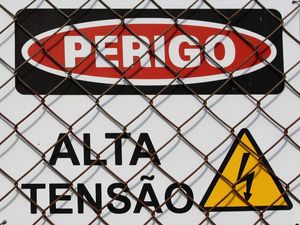 ALTA TENSÃO!