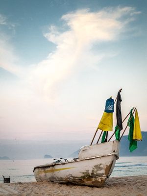 BARCO NO PONTAL