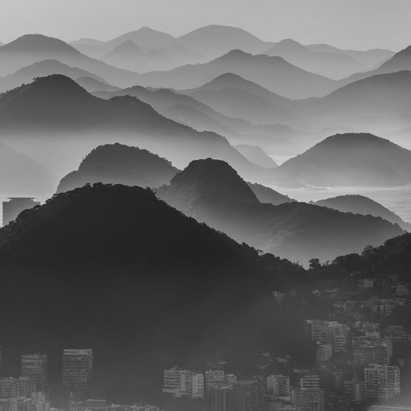 TRÍPTICO 03 : PÃO DE AÇÚCAR SOB A NÉVOA, RIO DE JANEIRO