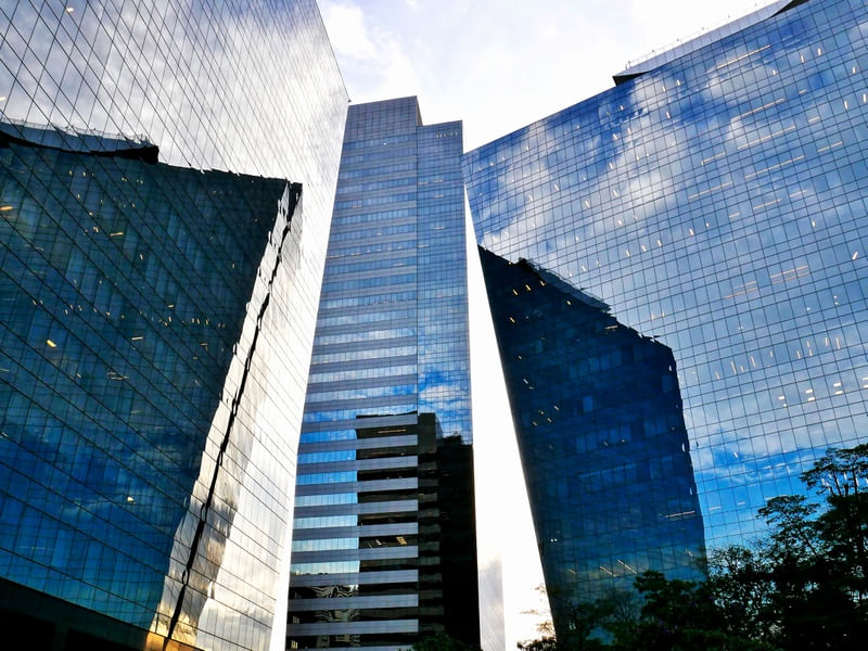 ROCHAVERÁ CORPORATE TOWERS