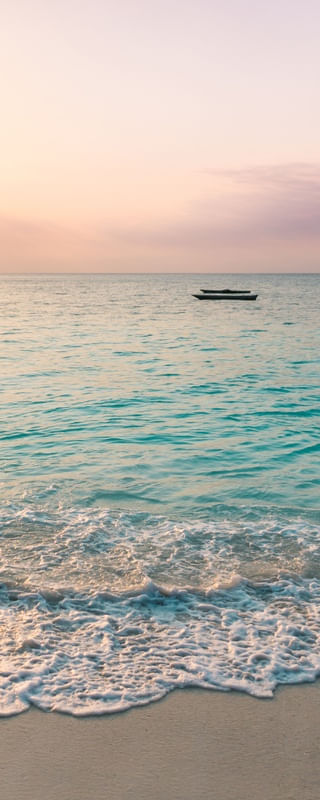 CÉU COLORIDO E MAR AZUL TURQUESA