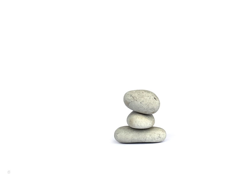 TOTEM BRANCO 1