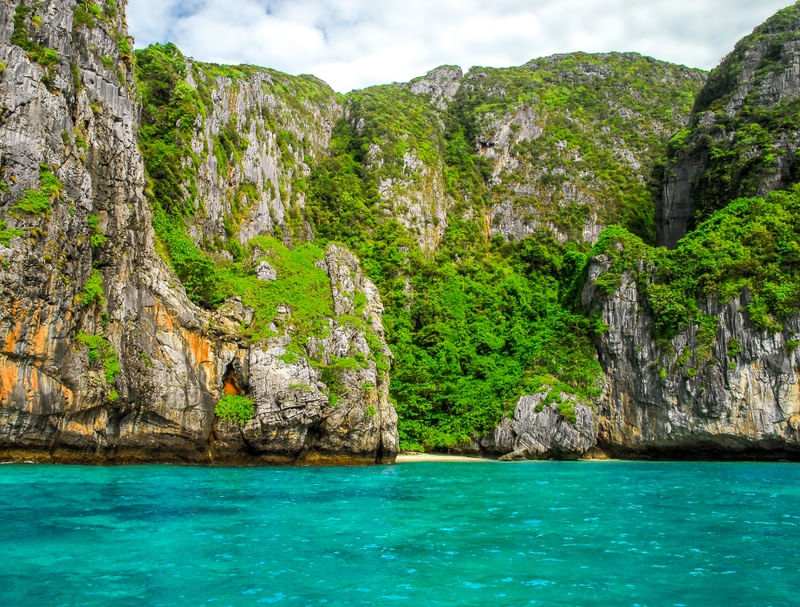 KO PHI PHI 01