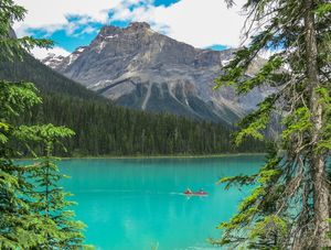 EMERALD LAKE, ROCKY MOUNTAINS