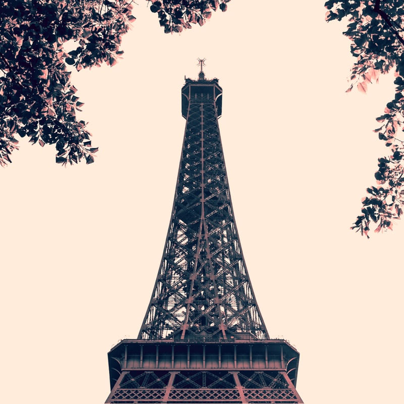 LA TOUR