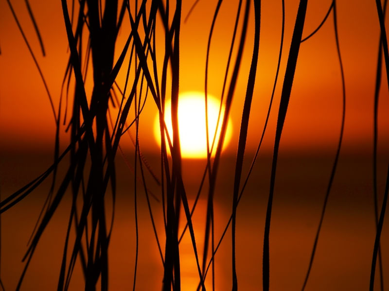 POR DO SOL EM BENGUERRA