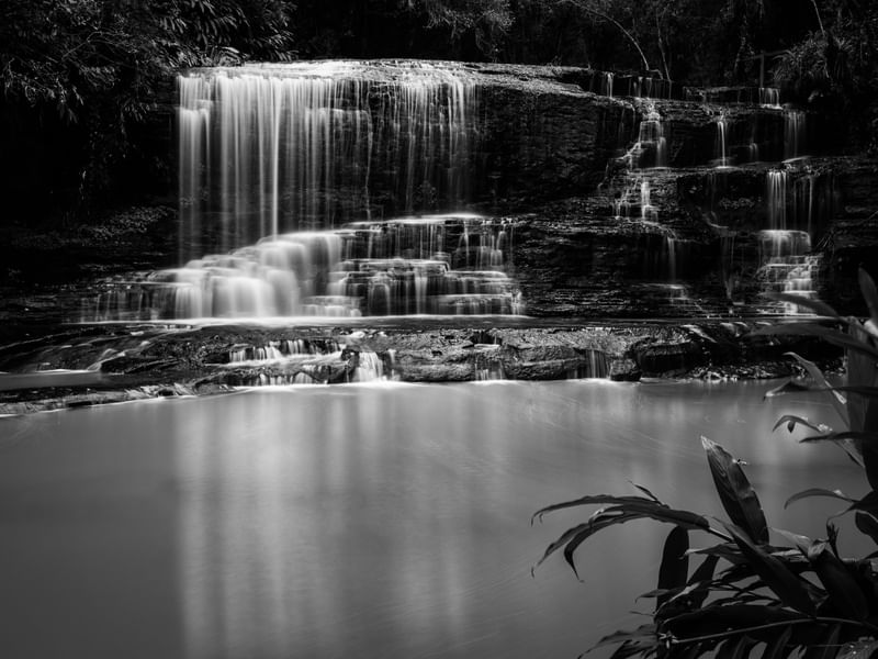 CACHOEIRA EM PRETO E BRANCO III