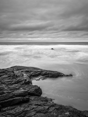 NUVENS E MAR EM LONGA EXPOSIÇÃO