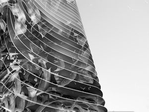 NIEMEYER REFLETIDA