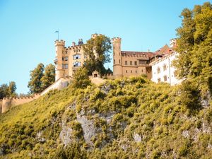HISTÓRIA, ARQUITETURA E NATUREZA