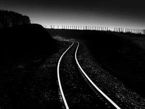 CURVA NA FERROVIA